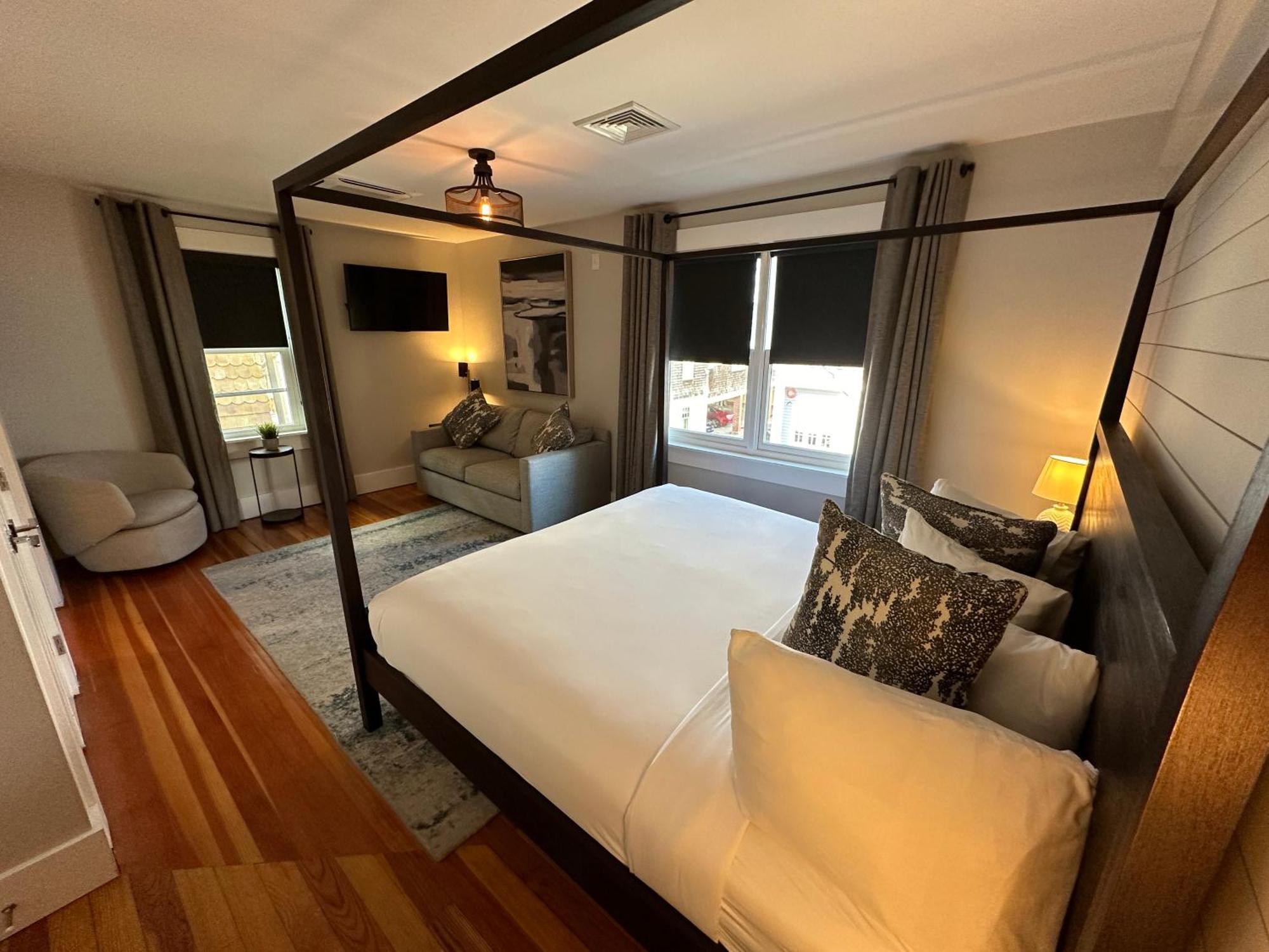 Entire Modern 7 Unit 7 Bath Boutique Inn Newport Tower Eksteriør billede