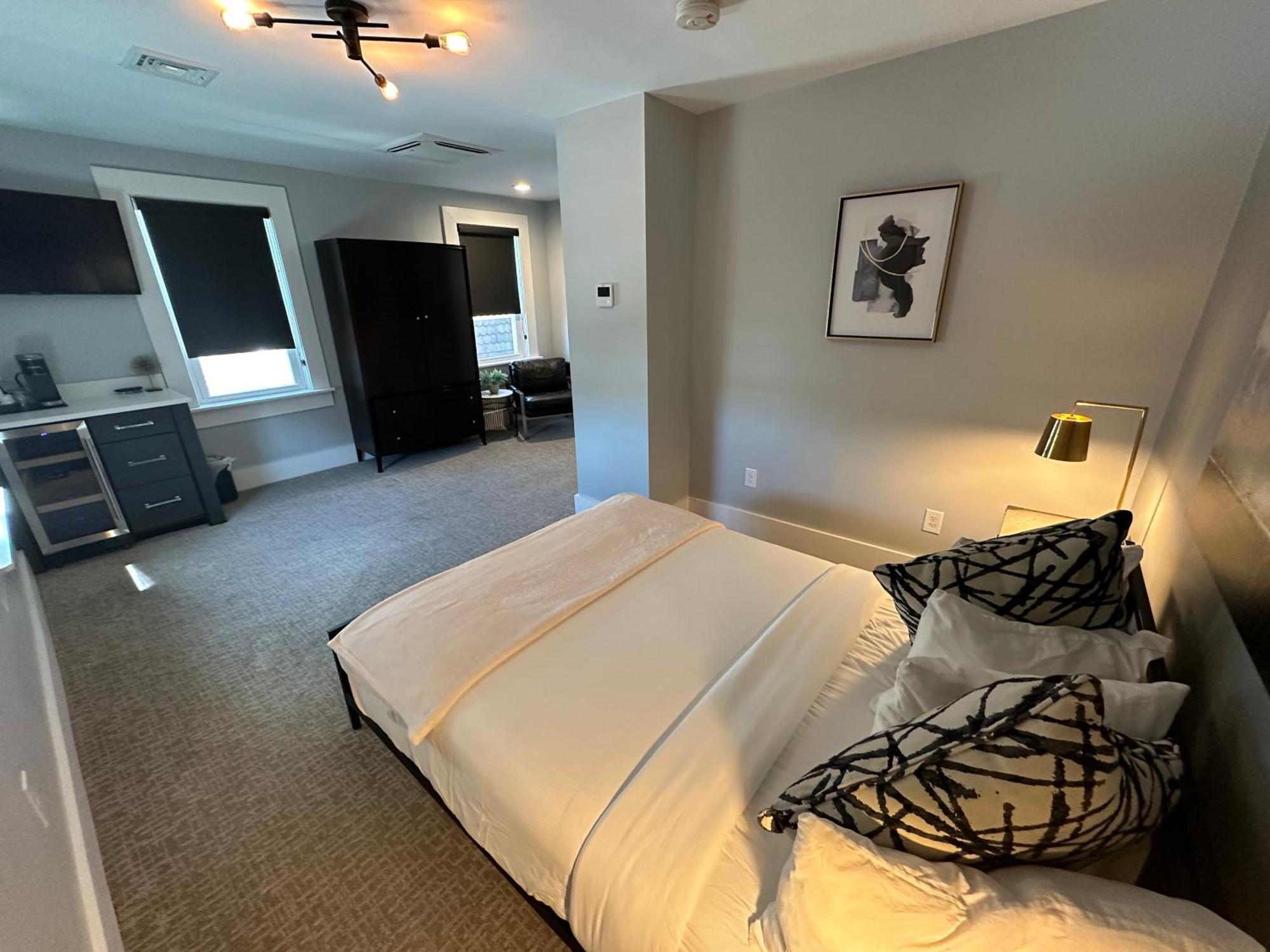 Entire Modern 7 Unit 7 Bath Boutique Inn Newport Tower Eksteriør billede