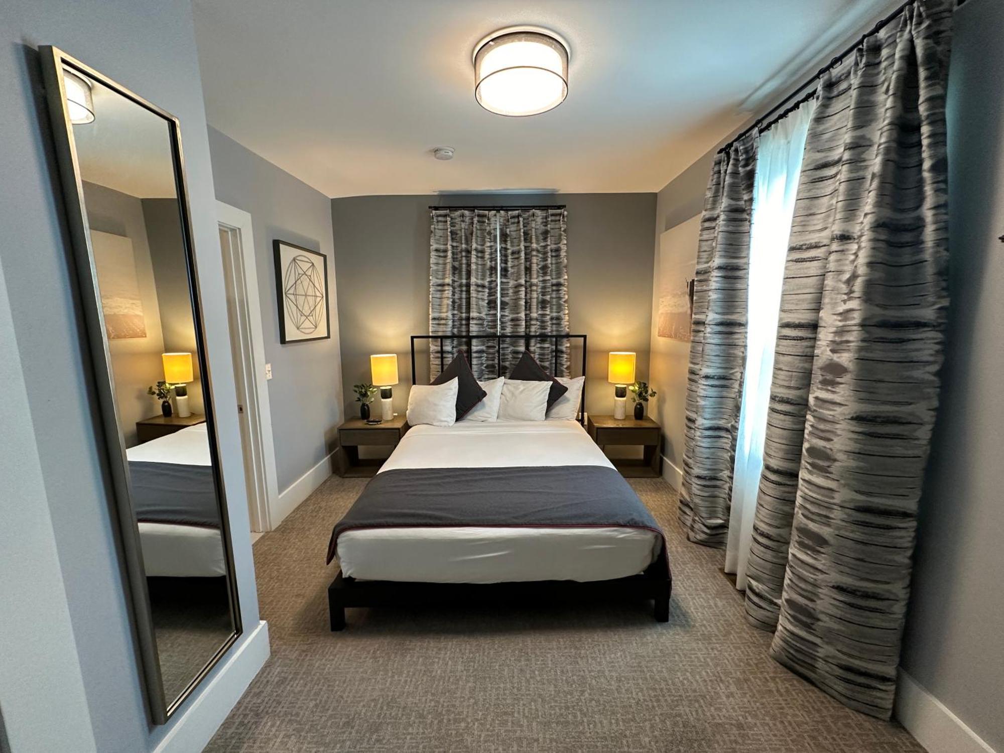 Entire Modern 7 Unit 7 Bath Boutique Inn Newport Tower Eksteriør billede